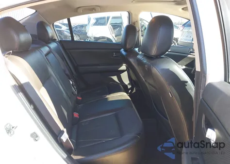 2011 Nissan Sentra 2.0Sl z USA, uszkodzony, nr VIN 3N1AB6AP0BL619316